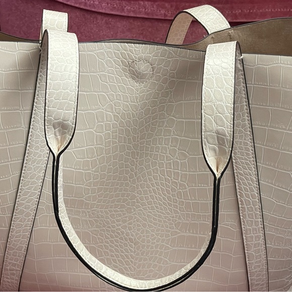 Cream/Crocodile-patterned tote bag - Picture 5 of 9